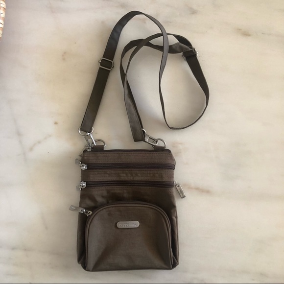 NWOT BAGGALLINI Women's Brown Nylon Crossbody Travel Bag Purse Handbag - Picture 1 of 7